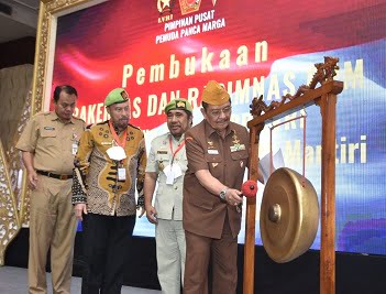 KET FOTO : Ketua Umum Dewan Pimpinan Pusat Legiun Veteran Republik Indonesia (DPP LVRI) diwakili oleh Wakil Ketua Umum DPP LVRI Letjen TNI Purn Muzani Syukur pada pembukaan Rakernas dan Rapimnas PPM di Hotel Pandanaran Simpang Lima Semarang, Senin 5/12/2022 Pekan Lalu